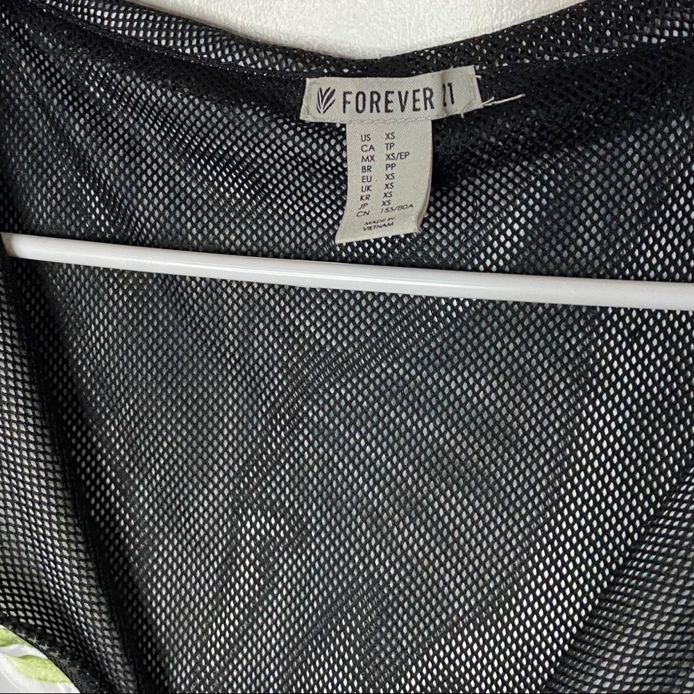 Forever 21 Palm tree jacket - Picture 3 of 4